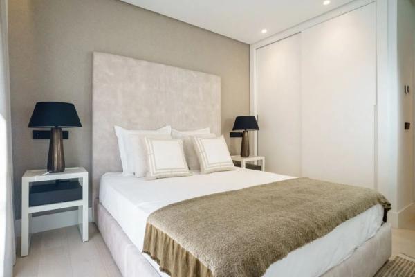 Detached villa for sale in  Barrio Las Brisas, Marbella photo 3
