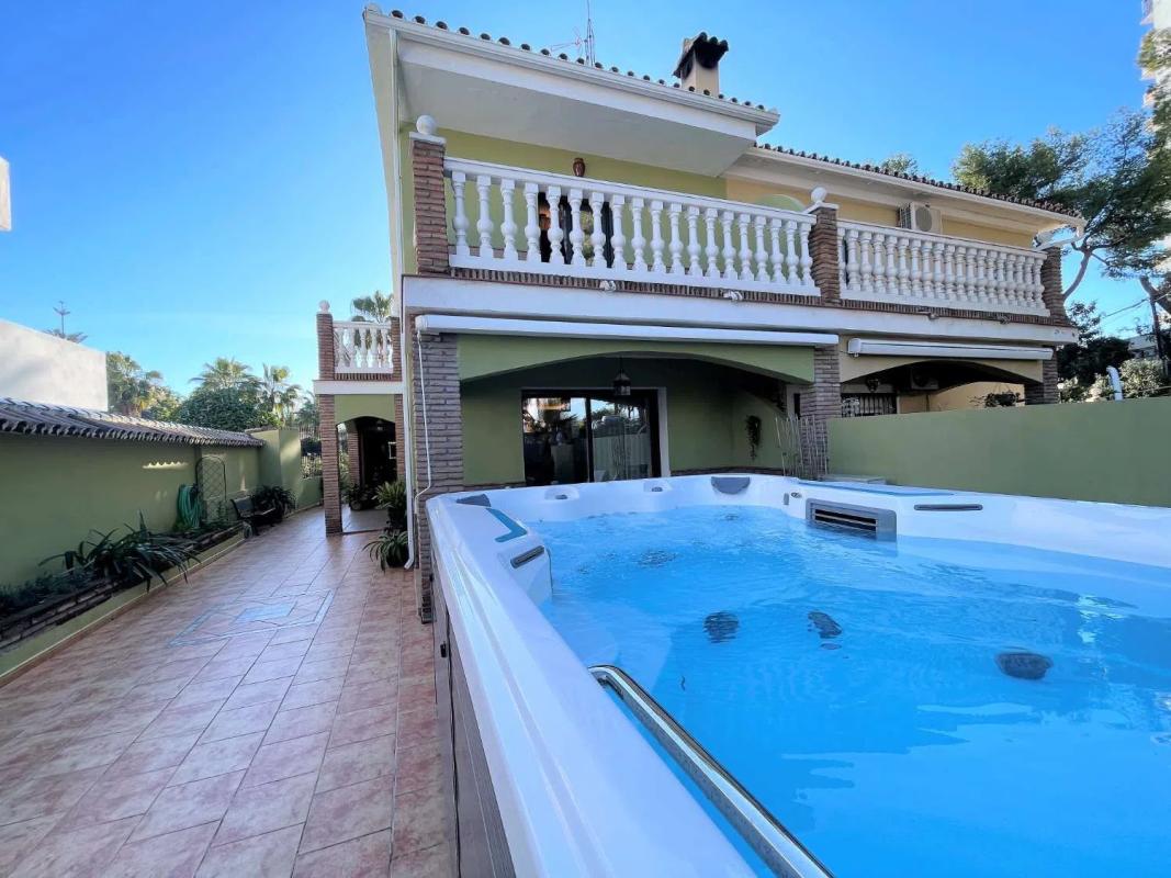 Venta de chalet independiente en Calle José de Espronceda, Marbella
photo 4