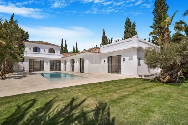 Chalet independiente en venta en  Lugar Urbanizacion los Pinos del Angel, Marbella photo 4
