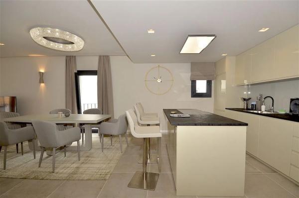 Apartment for sale in  Calle Ribera, Marbella photo 4