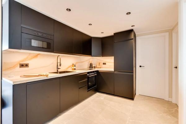 Apartment for sale in  Calle 01B Nva Andaluc, 39, Marbella photo 3