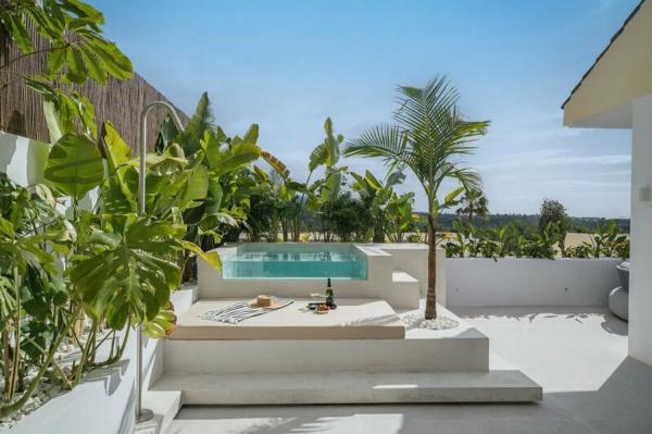 Chalet independiente en venta en Barrio Aloha, Marbella photo 1
