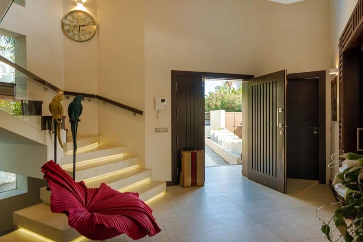 Продажа отдельного шале в Barrio Los Naranjos, Марбелла photo 3