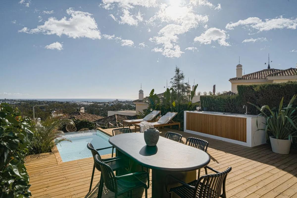 Venta de piso en Barrio Los Naranjos, Marbella
photo 1