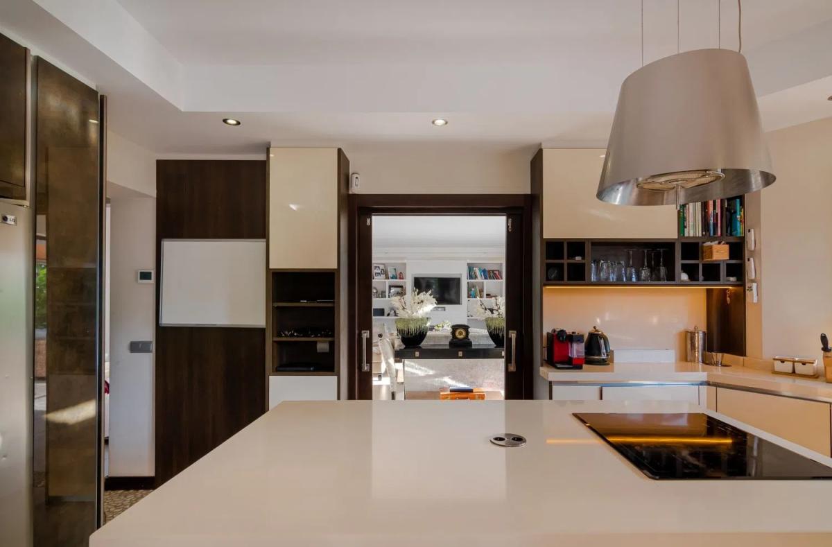 Venta de chalet independiente en Calle Haza del Conde, Marbella
 photo 3