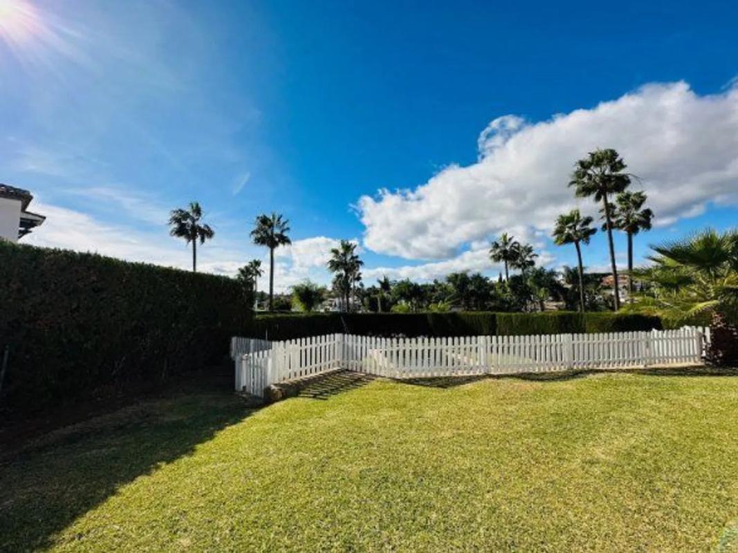 Sale of independent chalet in Calle Aries, 10, Marbella
 photo 3
