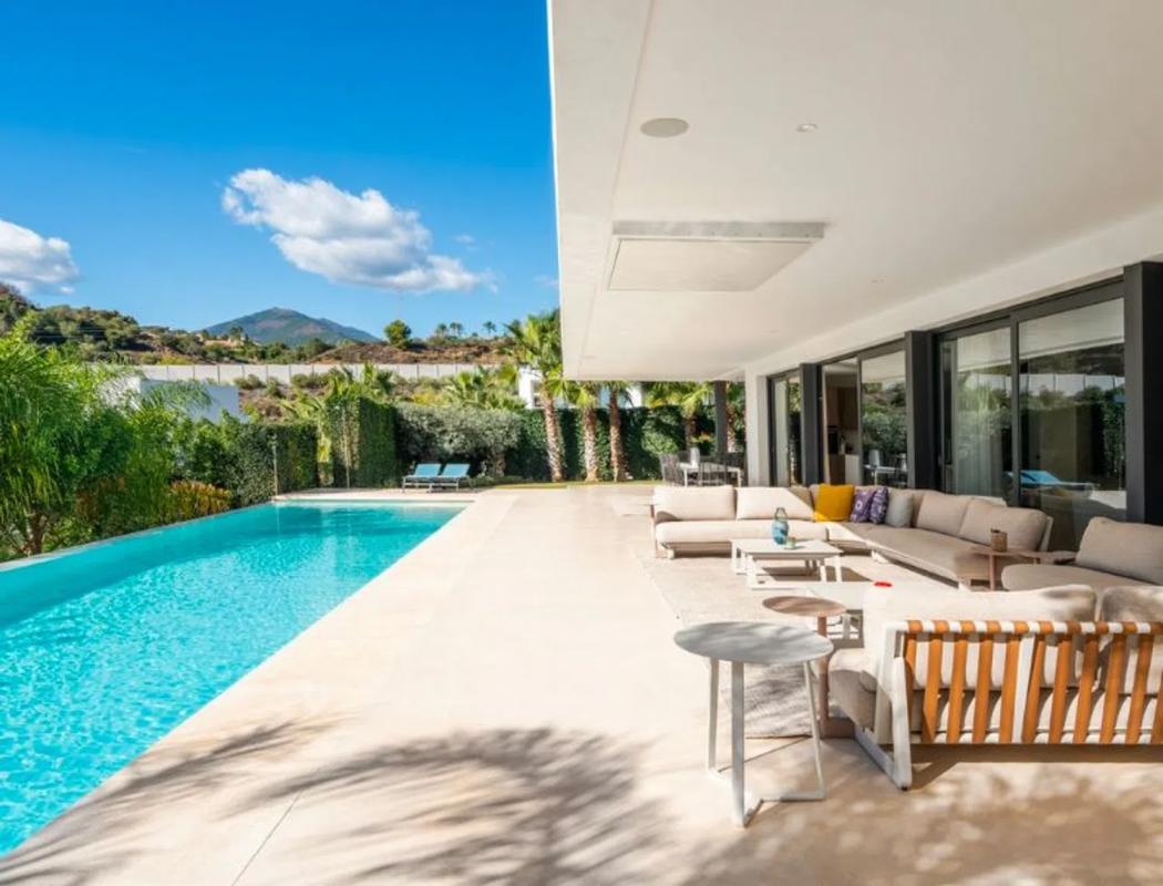 Venta de chalet independiente en Calle Haza del Conde, 3 B, Marbella
 photo 5