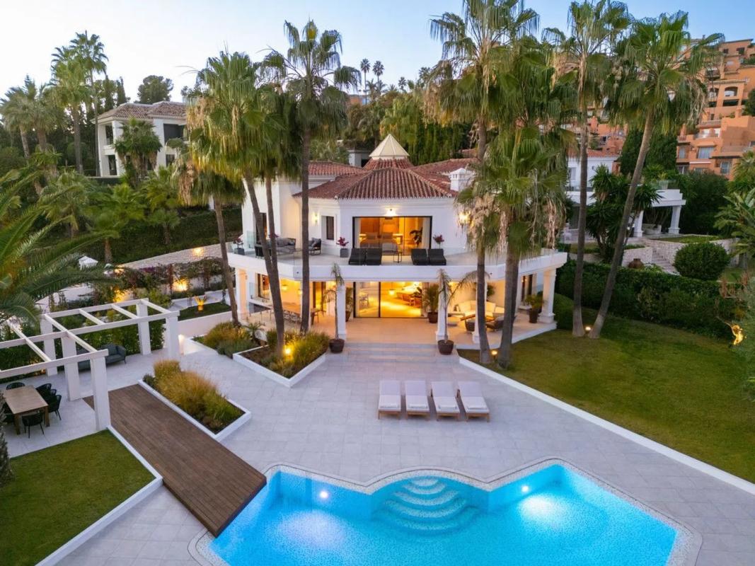 Venta de chalet independiente en Calle Osa Menor 2G, Marbella
 photo 2
