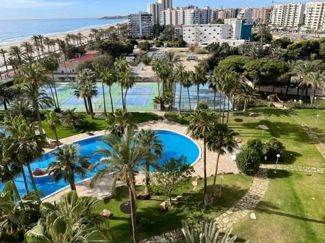 Venta de piso en Calle Alborán, El Campello
 photo 2