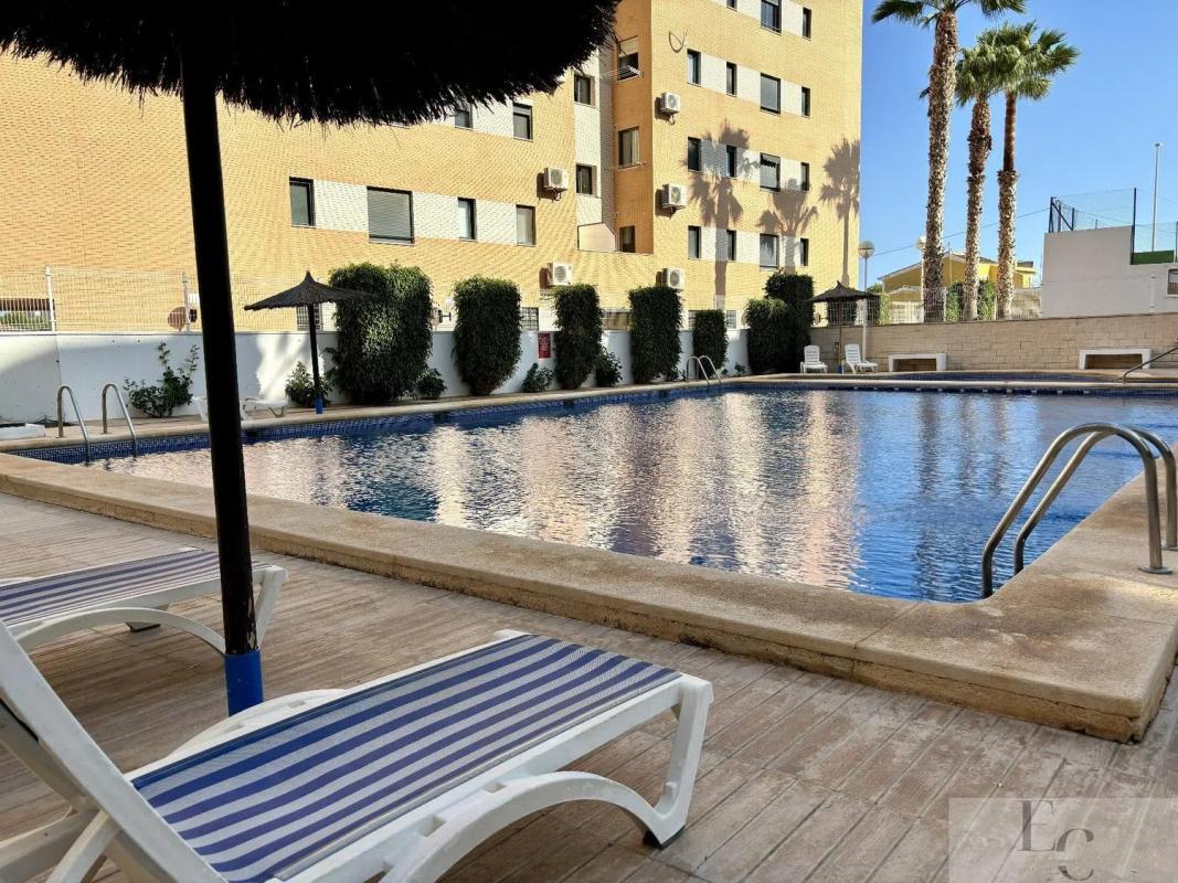 Venta de piso en Avenida Xixona, 39, El Campello
photo 2