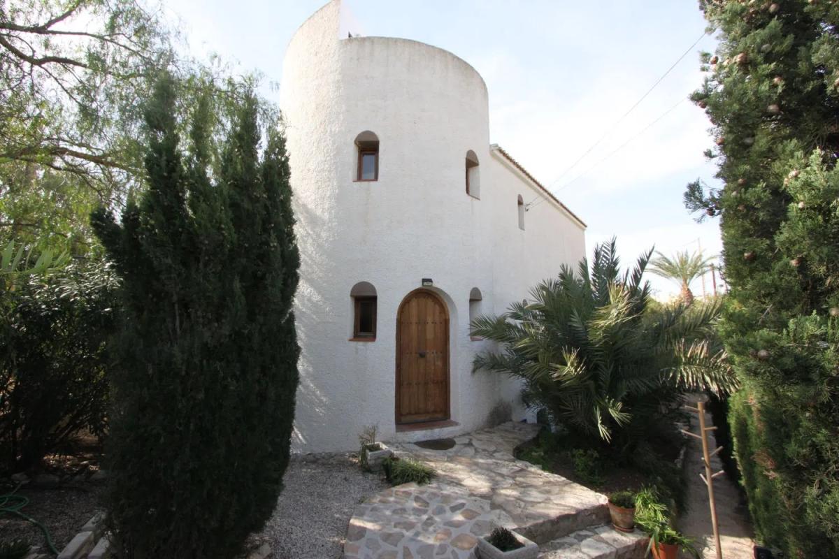 Venta de chalet independiente en Calle Daia Nova, El Campello
photo 1