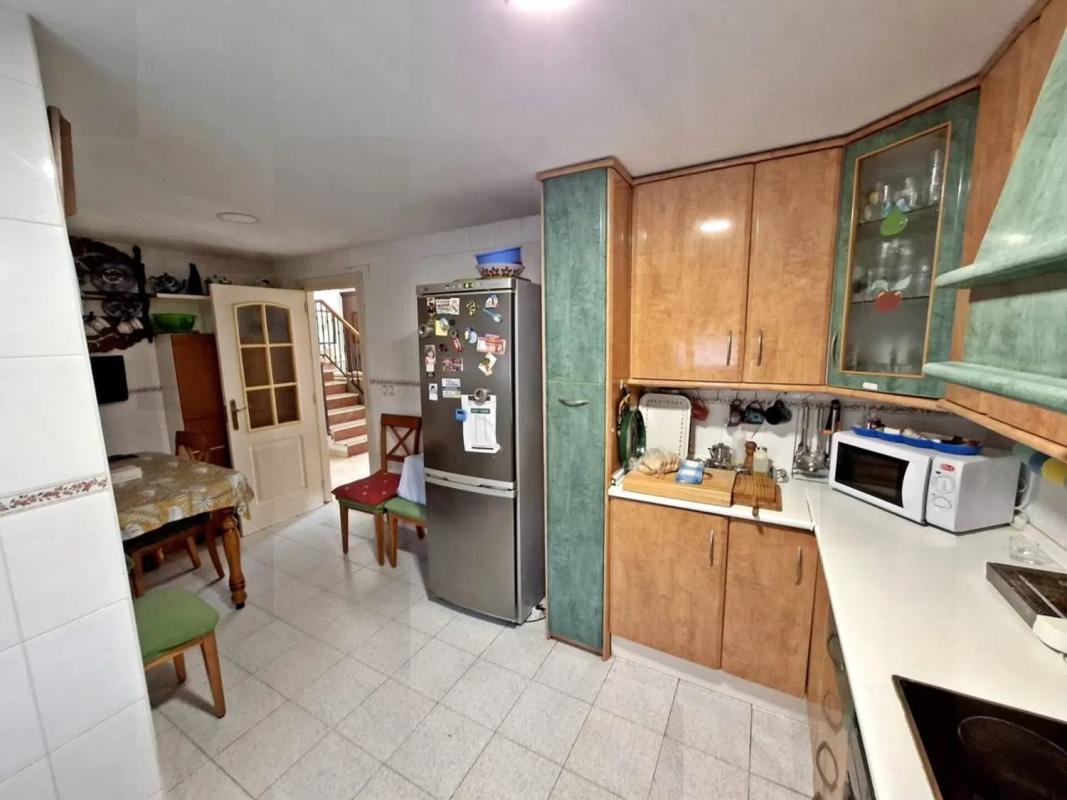 Продажа отдельного шале в  Calle Beniarres, Эль Кампельо photo 4