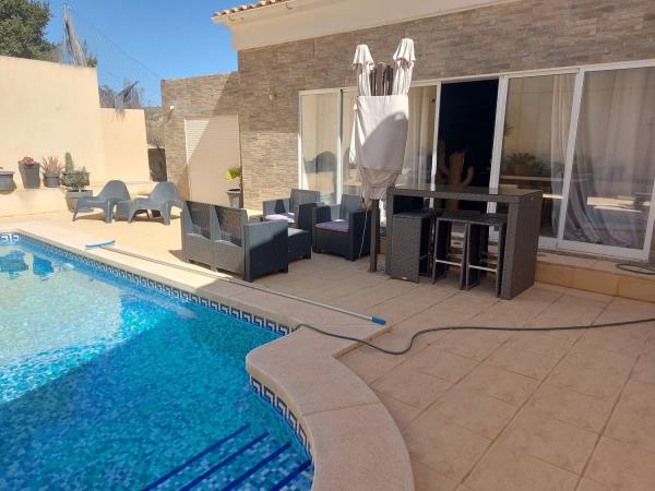 Коттедж на продажу в Calle d'Oriola, El Campello thumbnail 2