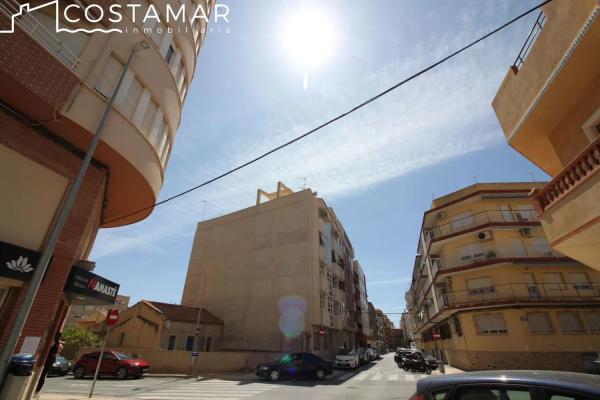 Продажа квартиры в Calle del Vicari Samuel Riquelme, El Campello thumbnail 1
