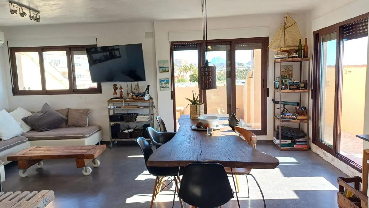 Продажа квартиры на Calle del Curricán, Эль Кампельо
 photo 2