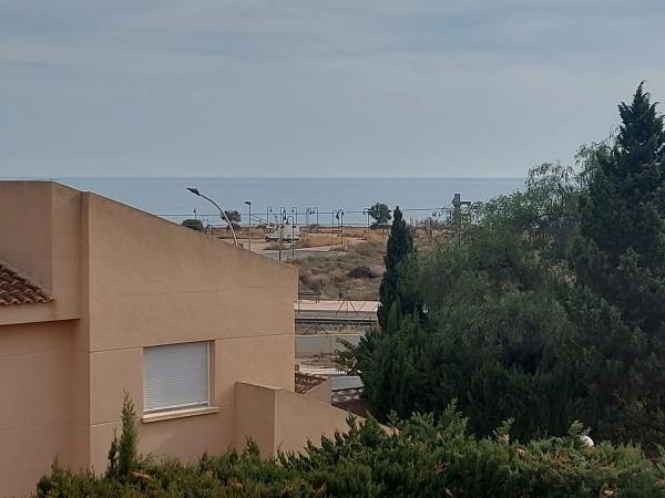 Chalet independiente en venta en Pueblo Español - Coveta Fumá, El Campello photo 1