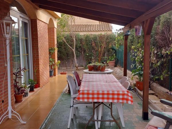 Chalet independiente en venta en Pueblo Español - Coveta Fumá, El Campello thumbnail 2