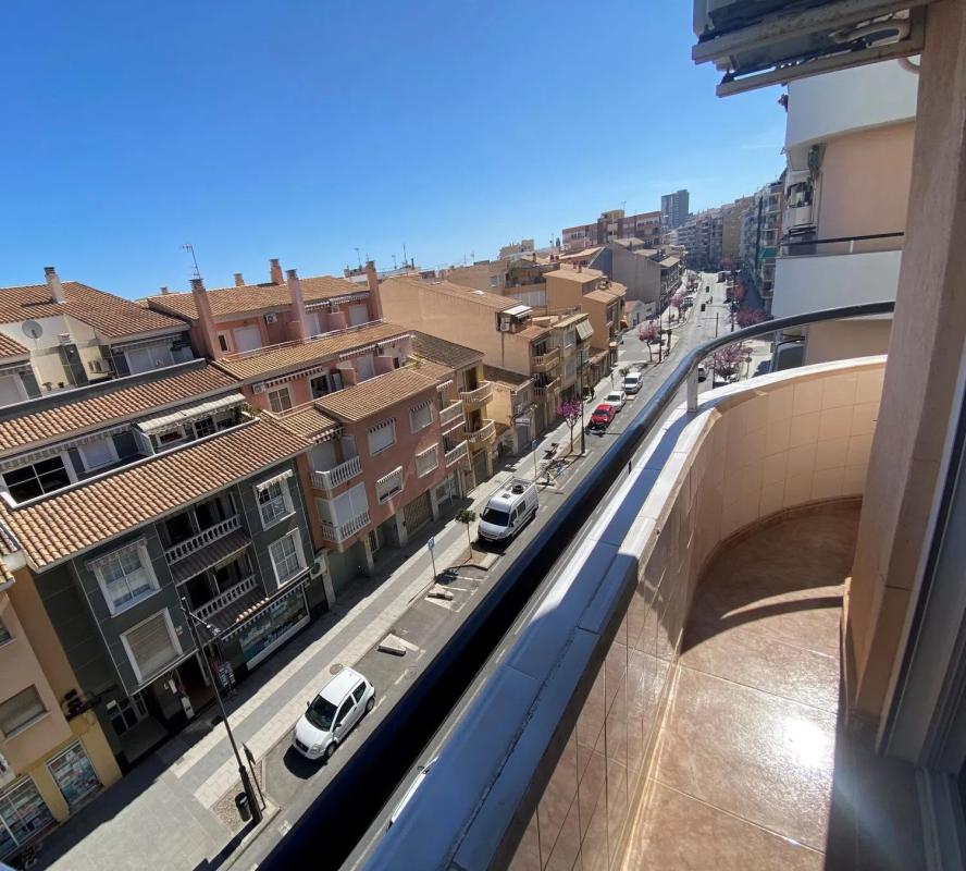 Sale of apartment in Campello Playa, El Campello
photo 4