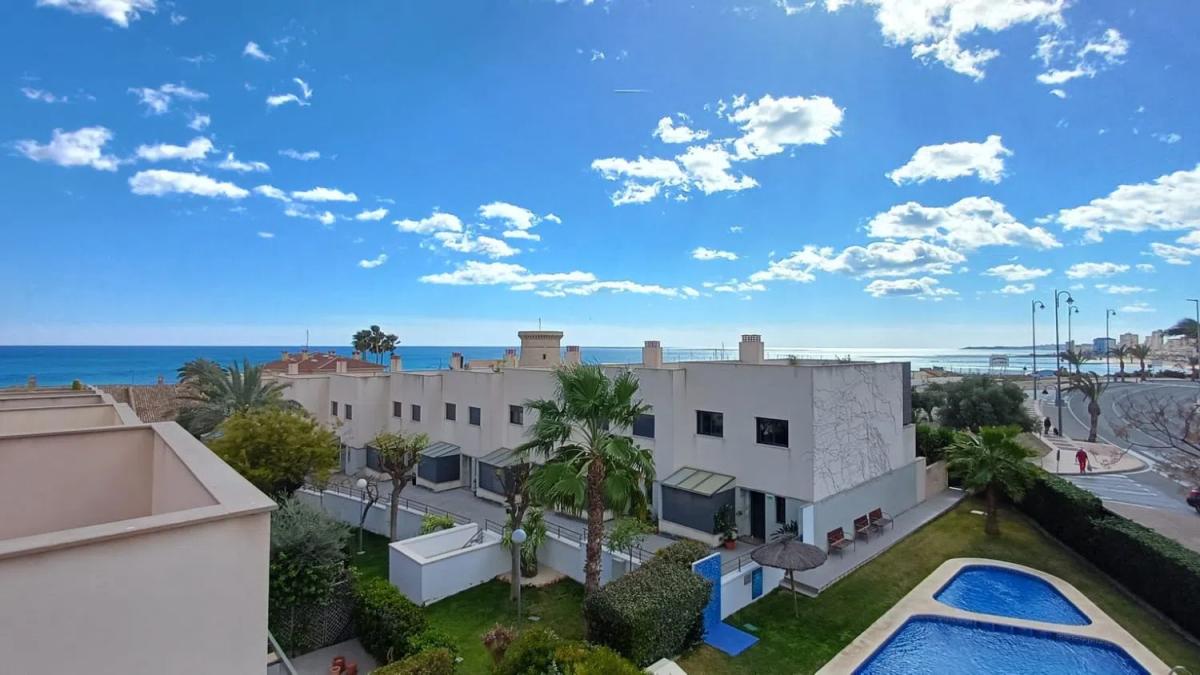 Venta de chalet independiente en Pueblo Español - Coveta Fumá, El Campello
photo 1