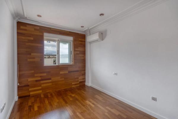 Duplex en venta en Calle Sant Bartomeu, El Campello photo 3