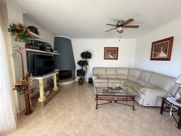 Коттедж на продажу в  Campello Pueblo, El Campello photo 3