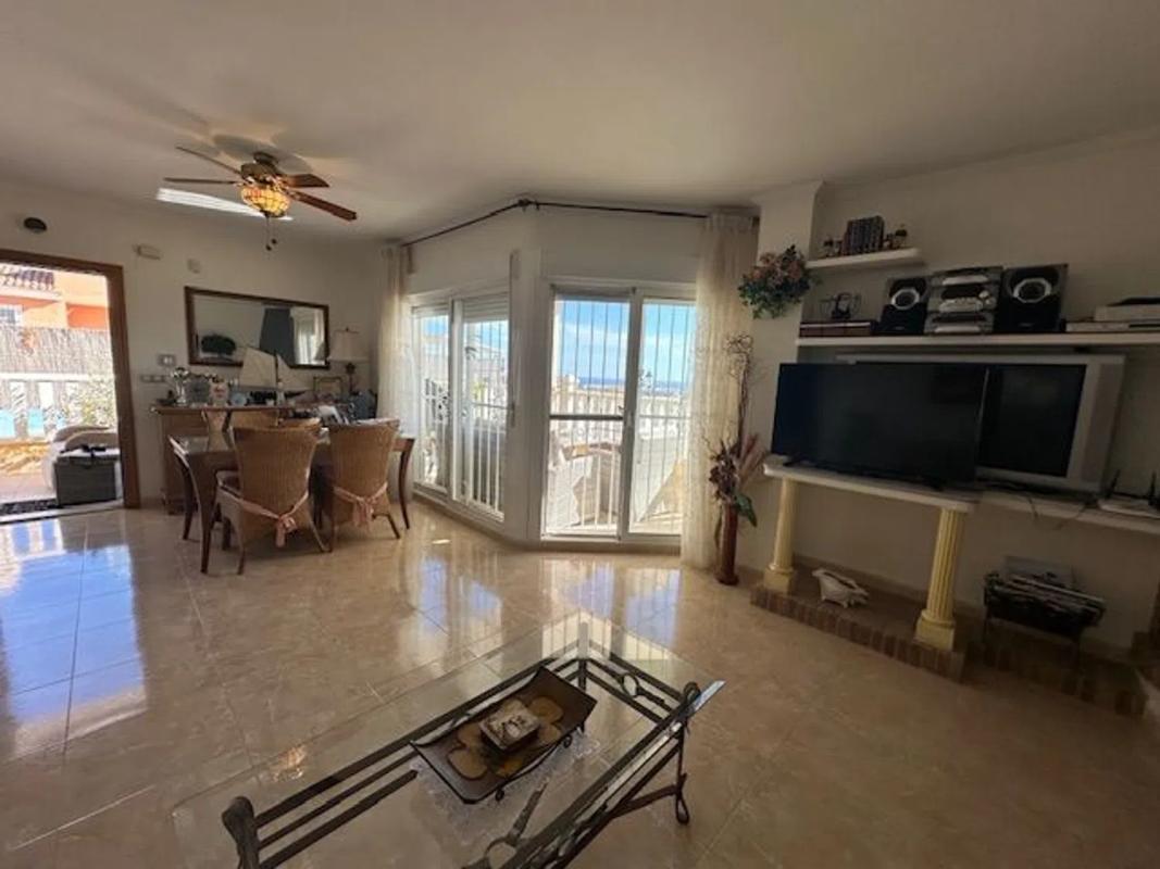 Продажа отдельного шале в  Campello Pueblo, Эль Кампельо photo 4