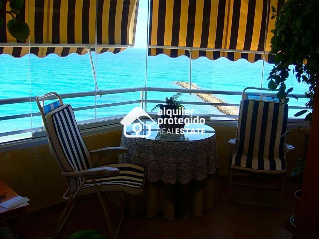 Venta de piso en Calle de Sant Vicent, El Campello
photo 1