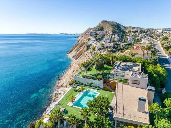 Detached villa for sale in Calle Dolores, El Campello photo 1