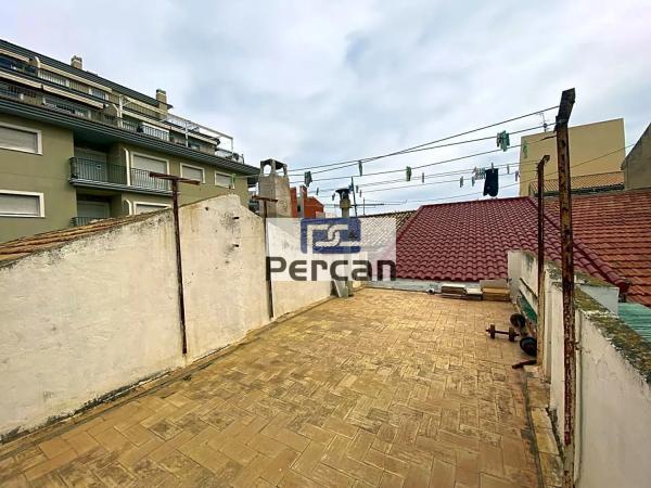 Коттедж на продажу в Calle Sant Pere, El Campello thumbnail 1