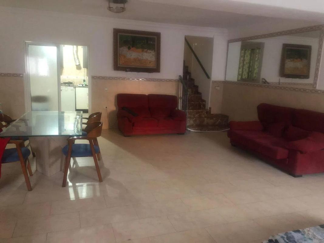 Продажа отдельного шале в  Calle dels Lleons, Эль Кампельо photo 2