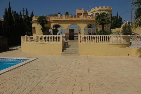 Detached villa for sale in Pueblo Acantilado - Lanuza, El Campello photo 1