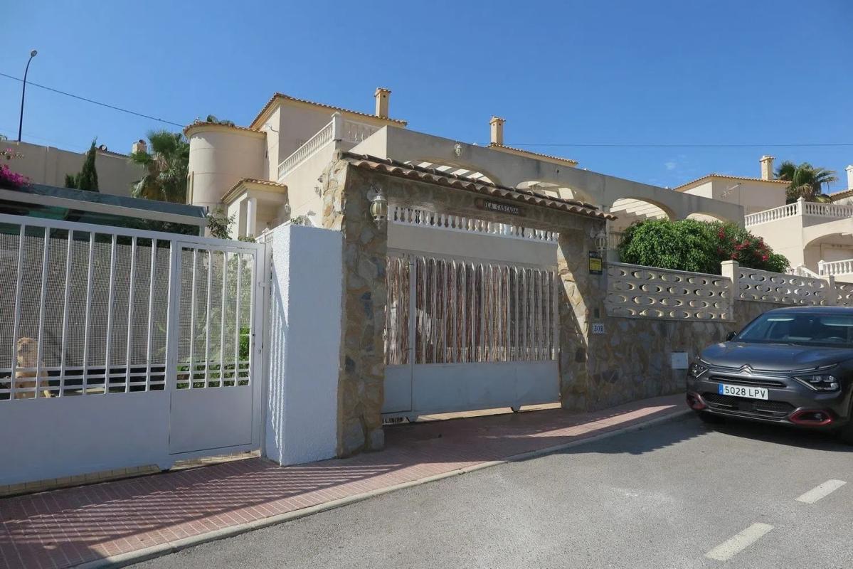 Продажа отдельного шале в Pueblo Acantilado - Lanuza, Эль Кампельо photo 1