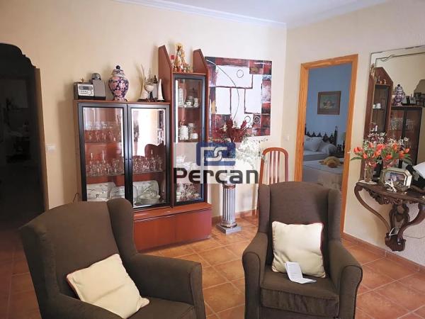 Chalet independiente en venta en Calle Creu de Maig, El Campello thumbnail 2