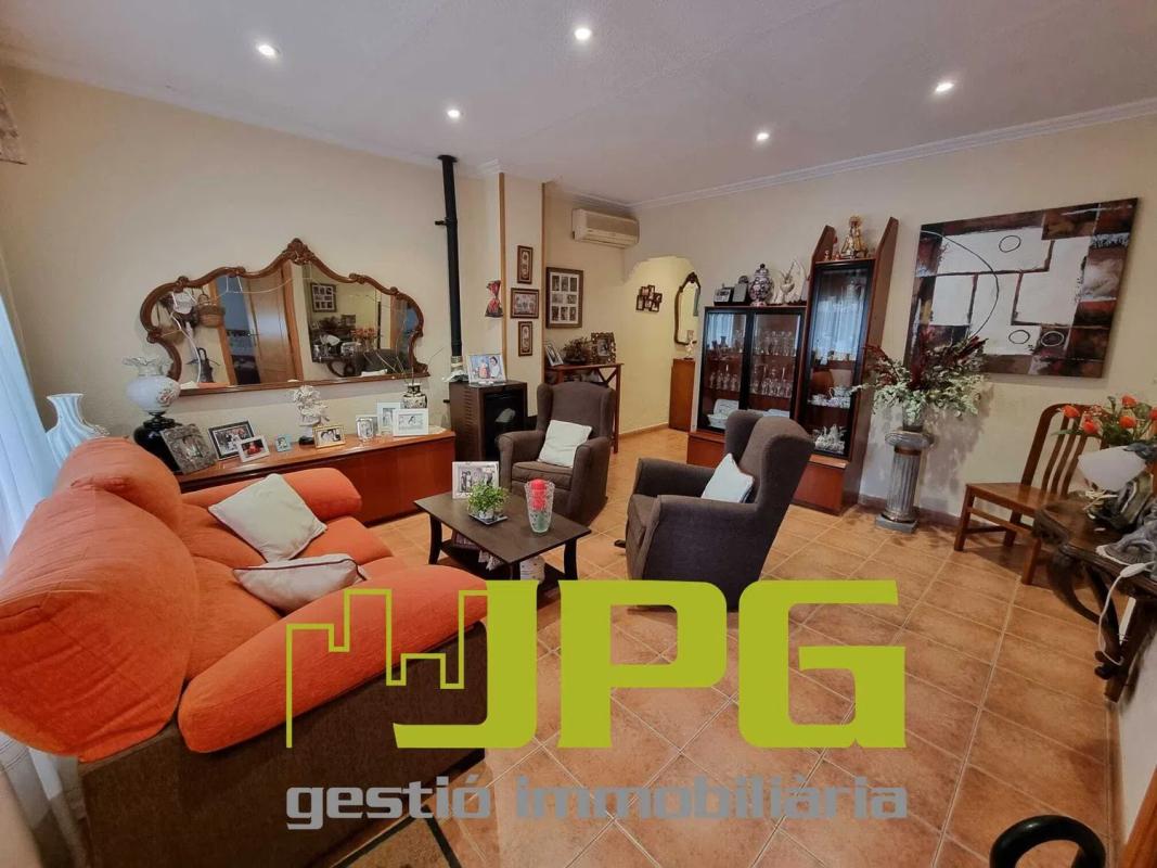 Продажа отдельного шале в  Campello Pueblo, Эль Кампельо photo 2