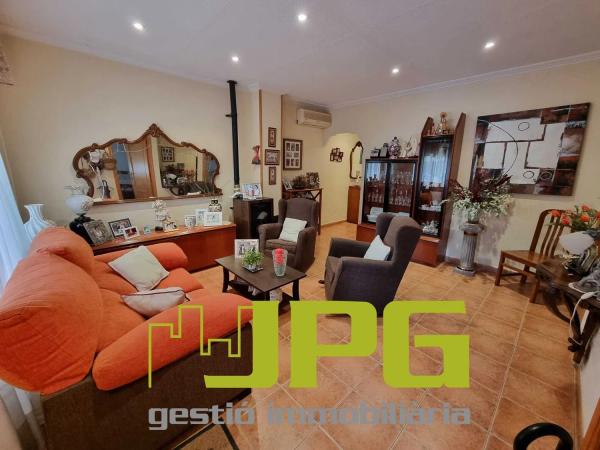 Коттедж на продажу в  Campello Pueblo, El Campello photo 2