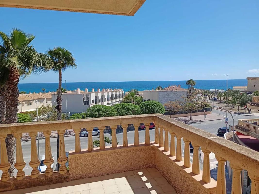 Продажа квартиры на Calle dels Carreters, 1, Эль Кампельо
photo 1