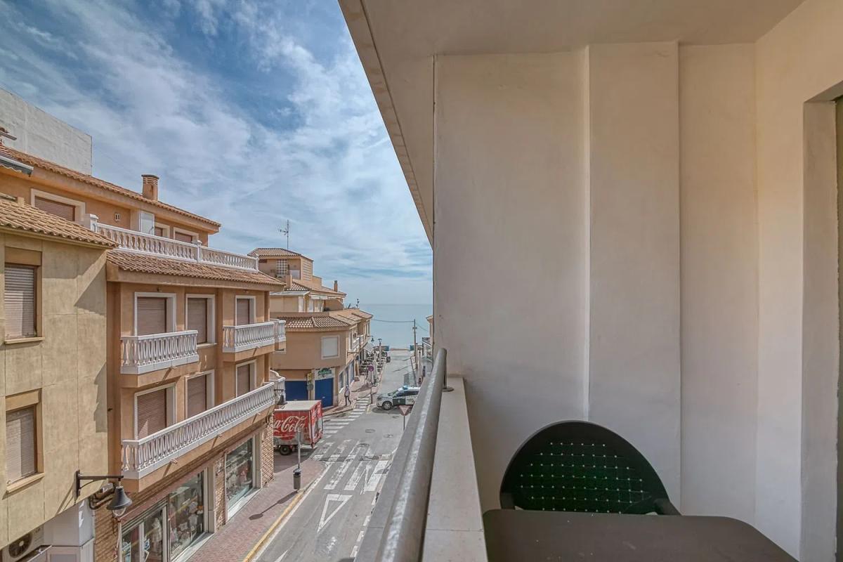 Venta de piso en Avenida del Carrer de la Mar, 2 -10, El Campello
photo 1
