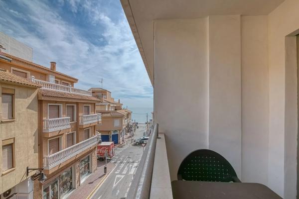 Piso en venta en  Avenida del Carrer de la Mar, 2 -10, El Campello photo 1