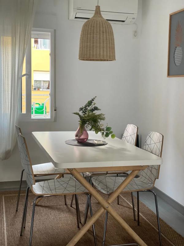 Sale of apartment in Calle Pintor Llorens, Denia
photo 1