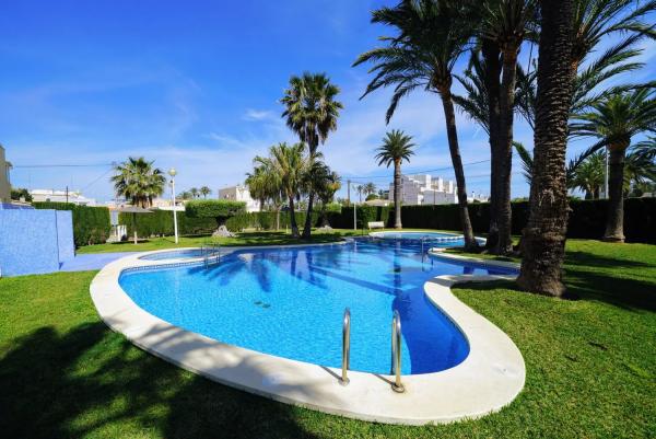 Ático en venta en Barrio Les Bassetes-El Marjal, Denia thumbnail 1