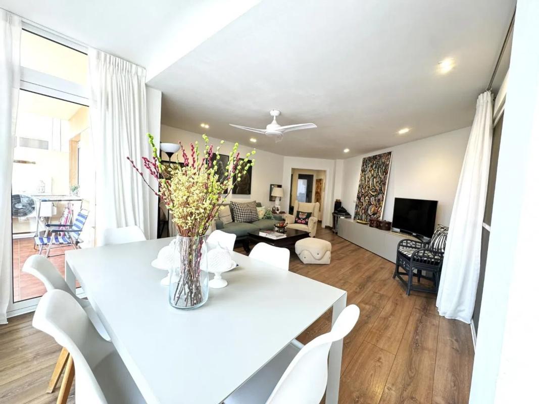 Продажа квартиры на Avenida de Joan Fuster, Дения
photo 3
