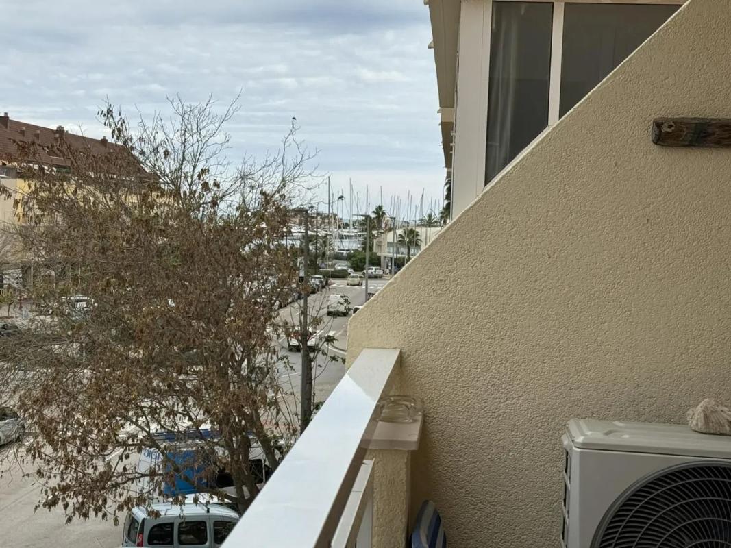 Продажа квартиры на Avenida de Joan Fuster, Дения
photo 5