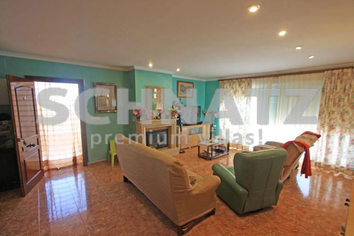 Sale of independent chalet in Centro Urbano, Denia
 photo 3