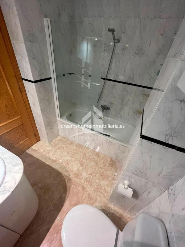 Sale of apartment in Calle ELX, Denia
 photo 4
