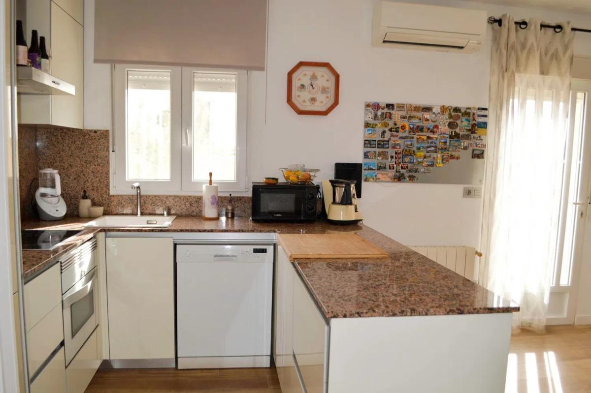 Sale of independent chalet in Calle del Flamenc, Denia
 photo 3
