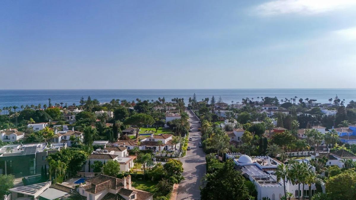 Продажа отдельного шале в Barrio Casasola, Эстепона photo 2