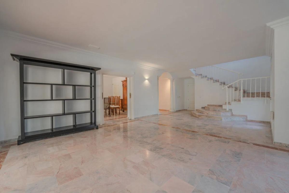 Продажа отдельного шале в Barrio Casasola, Эстепона photo 4