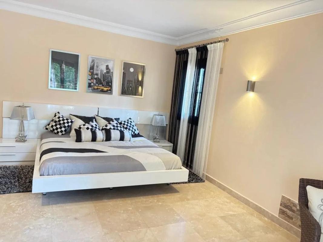 Venta de chalet independiente en Calle Azahar, Estepona
 photo 5