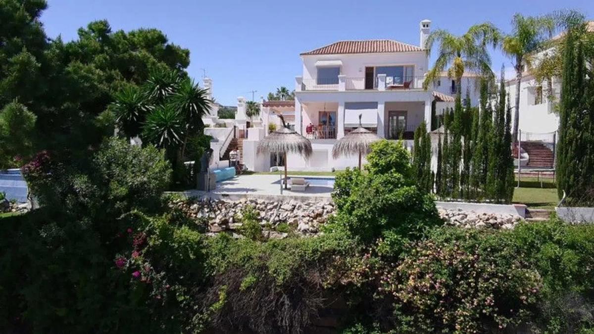 Venta de chalet independiente en Resinera Voladilla, Estepona
 photo 2