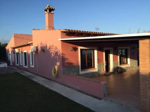 Detached villa for sale in  Camino Alberdina, Estepona photo 1